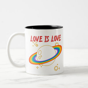 Liebe ist Liebe. Regenbogenplanet. LGBTQ + Stolz Zweifarbige Tasse