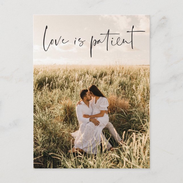 Liebe ist Patient, der auf die Postkarte für den W (Vorderseite)