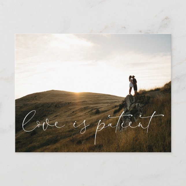 Liebe ist Patient, der auf die Postkarte für den W (Vorderseite)