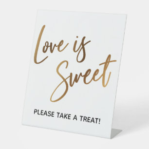 Liebe ist süße einfache Gold-Typografie Sockelschild