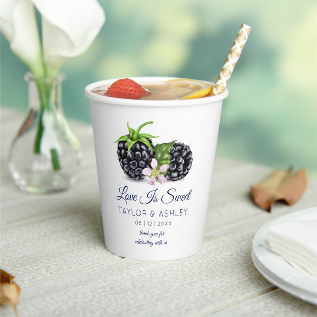 Liebe ist süßes BlackBerry-Obst | Hochzeitspapier- Pappbecher (In Situ)