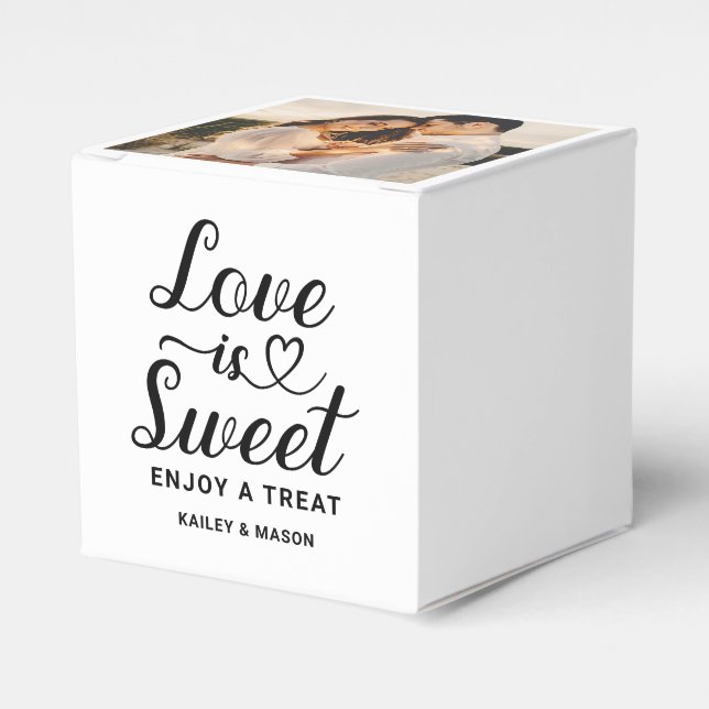 Liebe ist Sweet Modern Heart Script Wedding Foto Geschenkschachtel (Vorderseite)
