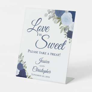 Liebe ist Sweet Nehmen Sie eine Leckerei Dusty Blu Sockelschild