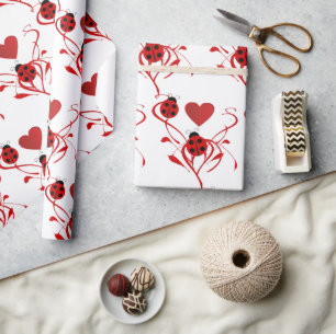 Liebe Ladybugs und Herz Geschenkpapier