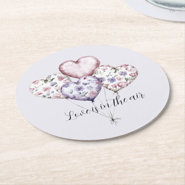 Liebe liegt in der Luft Herzballons Brautdusche Runder Pappuntersetzer (Angewinkelt)