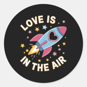 Liebe liegt in der Luft Raketen-Design Valentinsta Runder Aufkleber