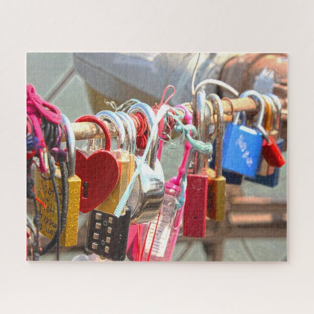 Liebe Locks Brooklyn Bridge New York. (Horizontal)