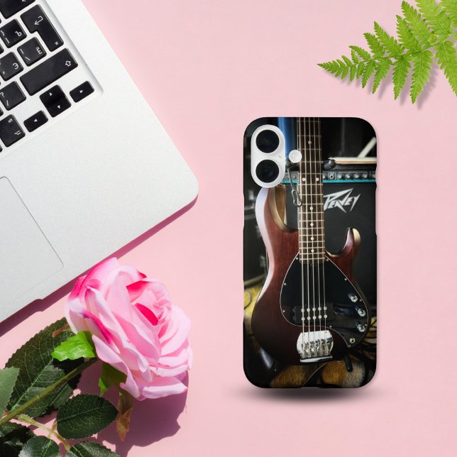 Liebe meine Gitarre iPhone 16 Plus Hülle (Von Creator hochgeladen)