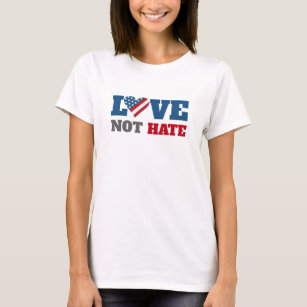 Liebe nicht hasse Bold Heart USA Flaggentypografie T-Shirt