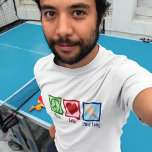 Liebe Pong T-Shirt<br><div class="desc">Ein cooler Tischtennisspieler Weihnachtsgeschenk. Ein niedliches Tischtennis-Geschenk mit einem grünen Schild, einem roten Herz und einem Tischtennisschläger.</div>