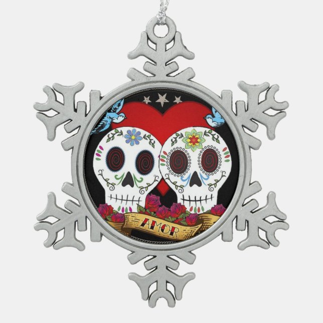 Liebe-Schädel-Verzierung (Schneeflocke oder Ball) Schneeflocken Zinn-Ornament (Vorderseite)