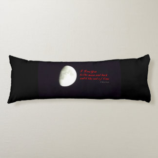 Liebe Sie zum Mond Seitenschläferkissen