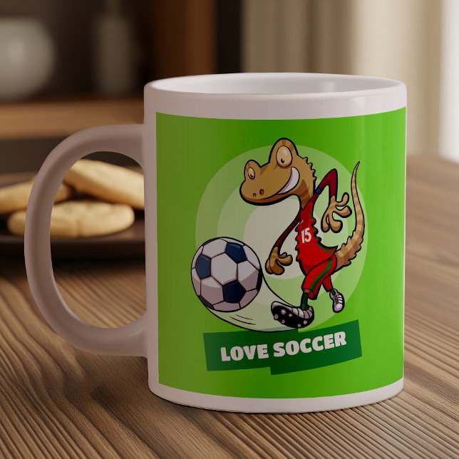 Liebe Soccer Niedlich Gecko Funny Soccer Player Ca Jumbo-Tasse (Von Creator hochgeladen)