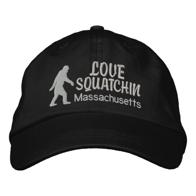 Liebe Squatchin Bestickte Baseballkappe (Vorderseite)