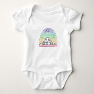 Liebe überwindet alles Hund Regenbogen Basset Houn Baby Strampler