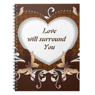 Liebe umgibt Ihr Notebook Notizblock