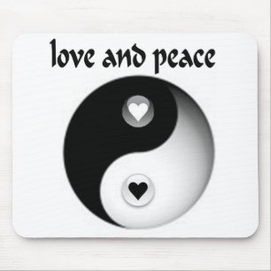 Liebe und Frieden Mousepad