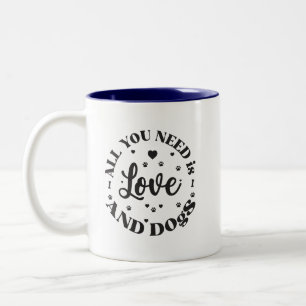 "Liebe und Hunde" Thema Zweifarbige Tasse