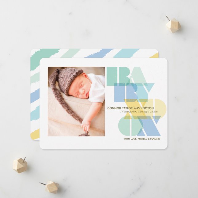 Liebe und Kisses Typografie Baby Boy Foto Birth Ankündigung (Vorderseite/Rückseite Beispiel)