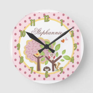 Liebe und Natur Girl Woodland Personalisierte Uhr
