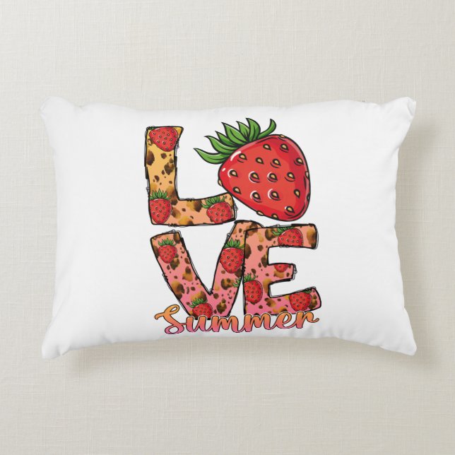 Liebe und Sommer | Rosa und Braun | Fresh Strawber Dekokissen (Vorderseite)