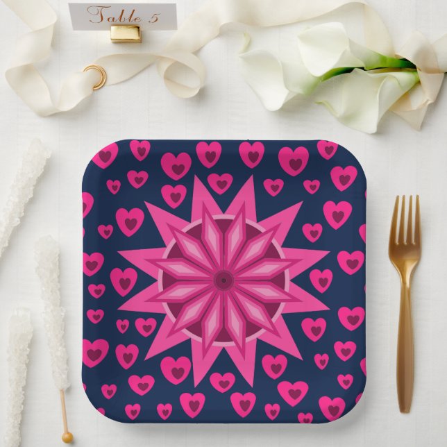 LIEBE VALENTINE PARTY MIT HERZPAPIERPAPIERTELLERN PAPPTELLER (Hochzeit)