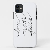 "Liebe versagt nie" iPhone Fall