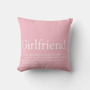 Liebe von Freundin hört Pink Kissen
