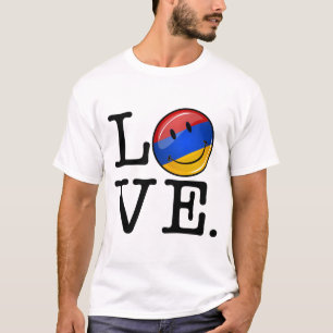 Liebe von lächelnder Flagge Armeniens T-Shirt