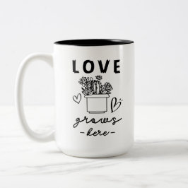 Liebe wächst hier zweifarbige tasse