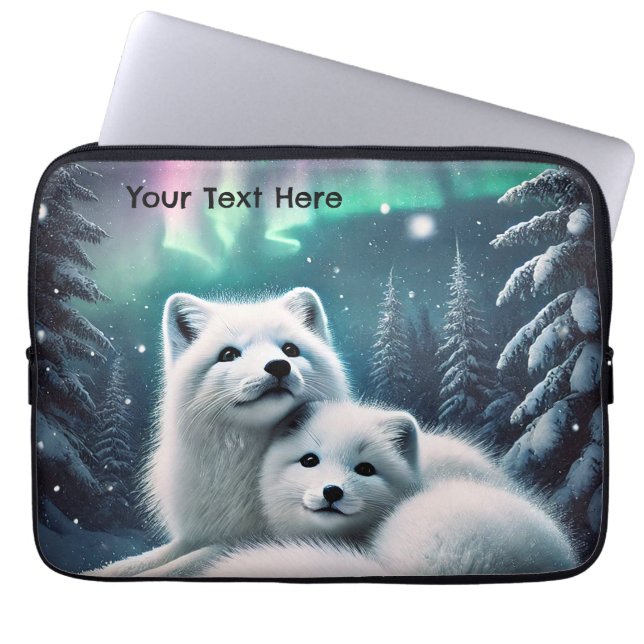 Liebende arktische Füchse Nordlichtschneewald Laptopschutzhülle (Vorderseite)