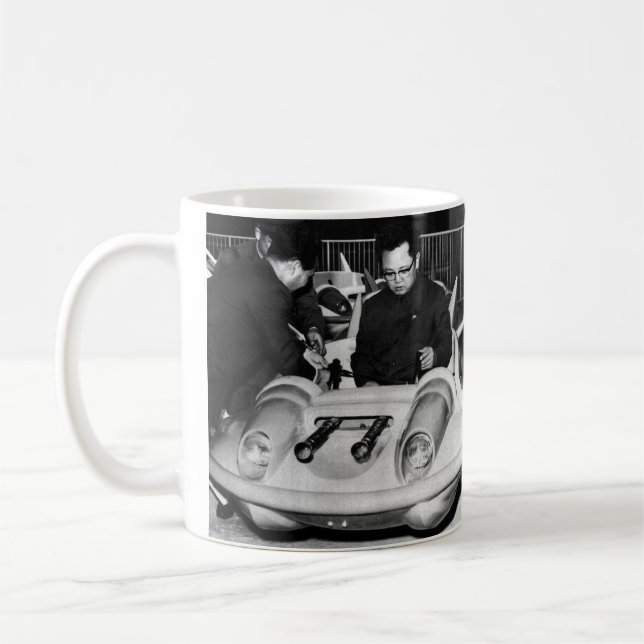 Lieber Führer Kim Jong-il in einem Raumschiff Kaffeetasse (Links)