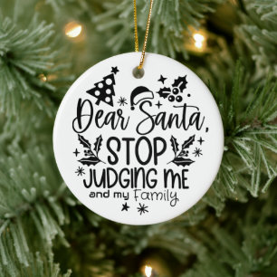 Lieber Weihnachtsmann bei der Beurteilung der Mode Keramik Ornament
