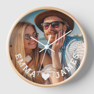 Liebesherz-Paarfoto mit personalisierten Namen als Uhr