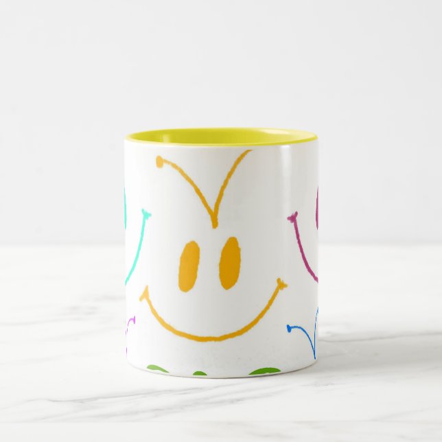 Liebewanze Zweifarbige Tasse (Mittel)