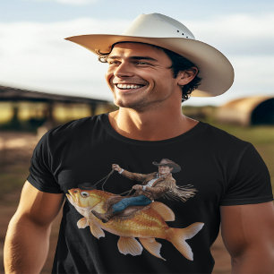 Lieblicher Cowboy, der auf dem Fisch reitet T-Shirt