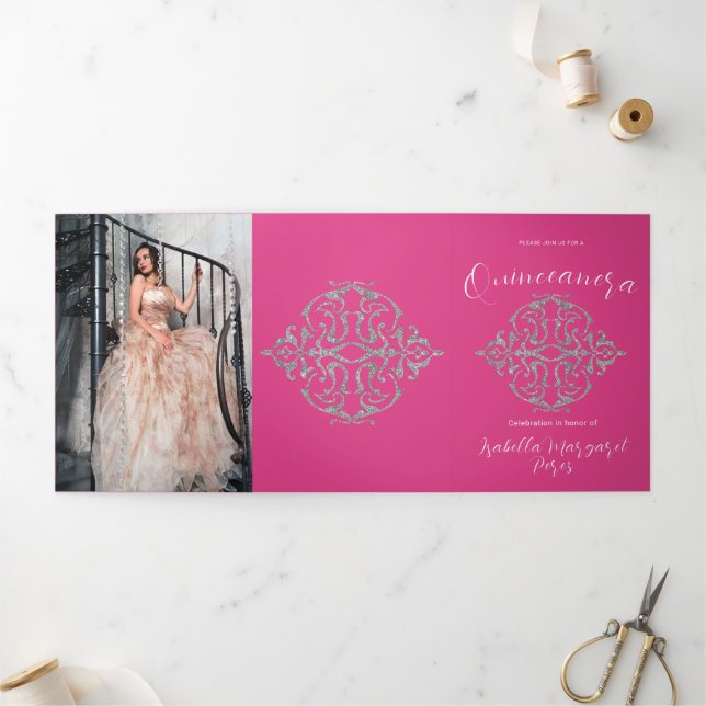 Lieblicher Glitzer Quinceanera Dreifach Gefaltete Einladung (Außenbereich)