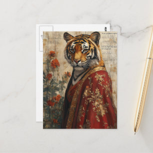 Lieblicher Tiger in einer Roben-Collage Postkarte