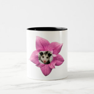 Liebreizend süßes Baby lächelndes Opossum Floral Zweifarbige Tasse