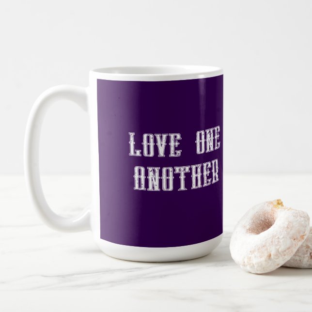 Liebt einander Kaffeetasse (Mit Donut)