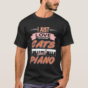 Liebt Katzen und Klaviermusik Humor Haustier-Tasta T-Shirt