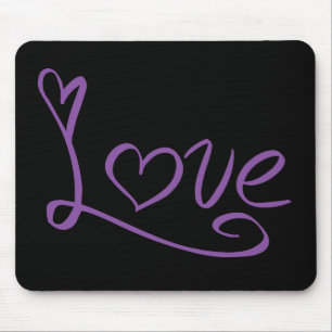 Liebt violette und schwarze Herzen Mousepad