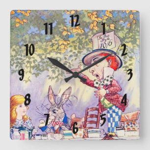 Lieder von Alice: Ein wütendes Tee-Party Quadratische Wanduhr