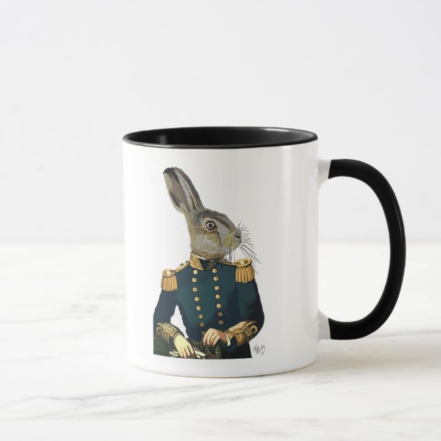 Lieutenant Hare Tasse (Rechts)