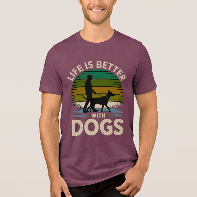 Life Is Better With Dogs Retro Sunset T-Shirt  Tri-Blend Shirt (Vorderseite)