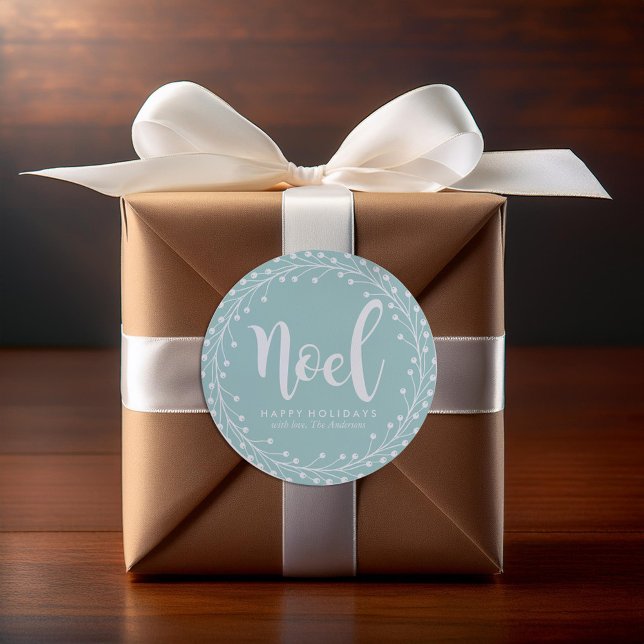 Light Blue Christmas Wreath Runder Aufkleber (Von Creator hochgeladen)