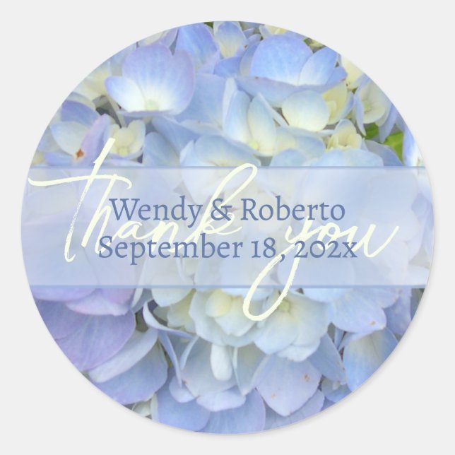 Light Blue Hydrangea Gastgeschenk Hochzeit Labels Runder Aufkleber (Vorderseite)