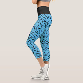 Light Blue Meander Pattern | Modernes Maze Capri Leggings