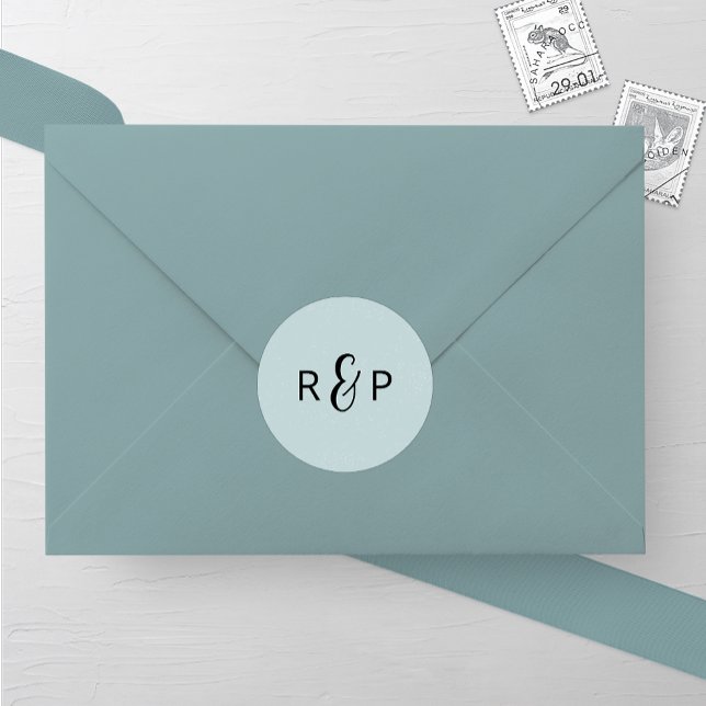 Light Blue Monogram Wedding Runder Aufkleber (Von Creator hochgeladen)