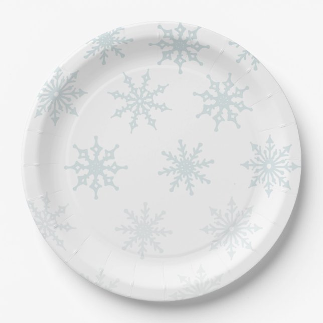 Light Blue Ombre Snowflake Holiday Pappteller (Vorderseite)